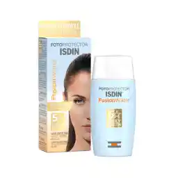 کرم ضد آفتاب بدون رنگ ایزدین SPF50 مدل Fusion Water 5 Daily محافظ UVA ،UVB، ضد چروک، ضد حساسیت، مرطوبکننده، مناسب انواع پوست حجم 50 میلیلیتر