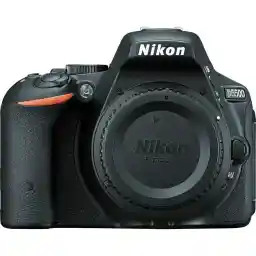 دوربین عکاسی نیکون دست دوم Nikon D5500 body(شات 33000)