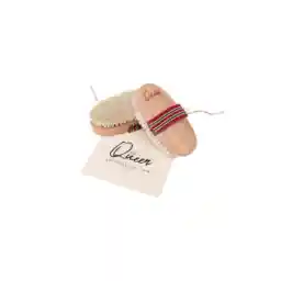 برس سلولیت 100% طبیعی موی اسب QUEEN همراه با کیسه و جعبه ارسال می شود.