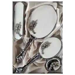 ست شانه آینه جهیزیه عروس CAMOMILE 301 با 2 برگ