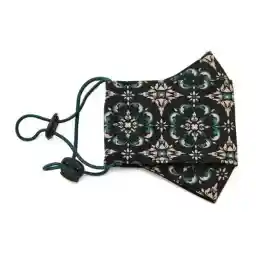 ماسک پارچه ای چهار لایه طرح کاشی سبز و کرم آپامه