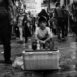 تور عکاسی مستند اجتماعی و عکاسی پرتره محیطی در بازار تهران