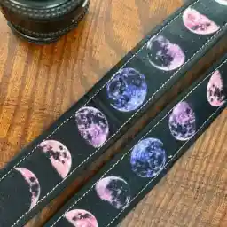 بند دوربین ترنگ طرح ماه بنفش Torang camera neck strap