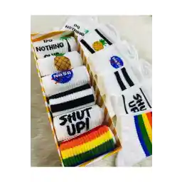 فروشگاه جوراب جوراب زنانه مردانه سوکت جوراب بلند جوراب های طرح دار رنگارنگ 6 تیکه