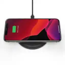 پد شارژ بیسیم Belkin BoostCharge 10 واتی (شارژر بیسیم سریع دارای گواهی Qi برای آیفون، سامسونگ، گوگل و غیره) – مشکی، آداپتور دیواری شامل نمیشود