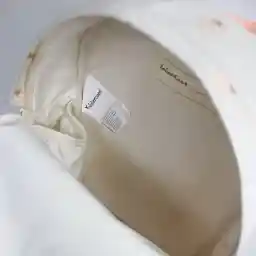 عکس کیدزروم این دختر کوله پشتی - کودک کوله پشتی - 2 تا 6 سال - بژ - توت فرنگی