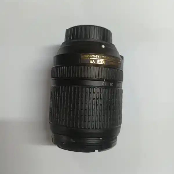 لنز نیکون دست دوم Nikon AF-S DX NIKKOR 18-140mm f/3.5-5.6G ED VR (جعبه ندارد)