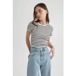 Defacto Fitted Bisiklet Yaka Çizgili Fitilli Kaşkorse Kısa Kollu Tişört K1965AZ24SM