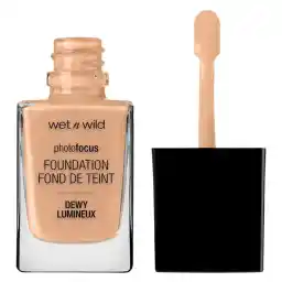Wet N Wild Dewy Photo Focus Foundation Classic Beige 28ml