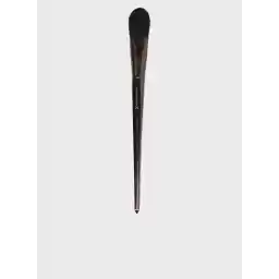 Pro Foundation Brush F2 by Mashael Ajeel