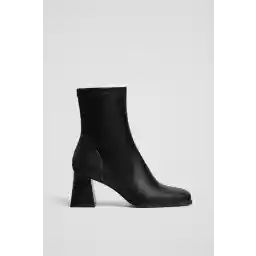 Stradivarius Streç Bilekli Orta Boy Topuklu Bot