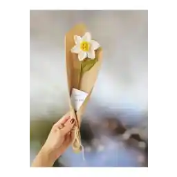 PERFECT Hediye Doğum Günü Solmayan Çiçek Buketi Örgü Buket Nergis Özel Notlu Hediyelik