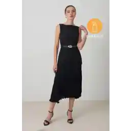 Setre Siyah Kolsuz Belden Kemerli Dar Kalıp Balıkçı Yaka Elbise