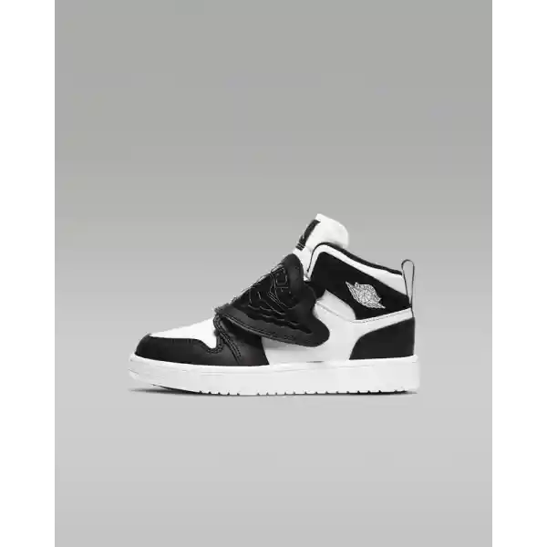 Sky Jordan 1