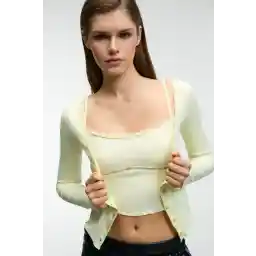 GRIMELANGE ELVURA Kadın Esnek Kumaşlı Yakası Dantel Detaylı Düğmeli Bluz Ve Atlet İkili Takım Sarı Bluz