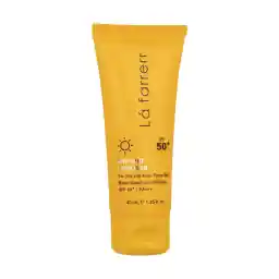 کرم ضدآفتاب و ضد لک بی رنگ لافارر SPF 50 مناسب پوست های چرب حجم 40 میلی لیتر