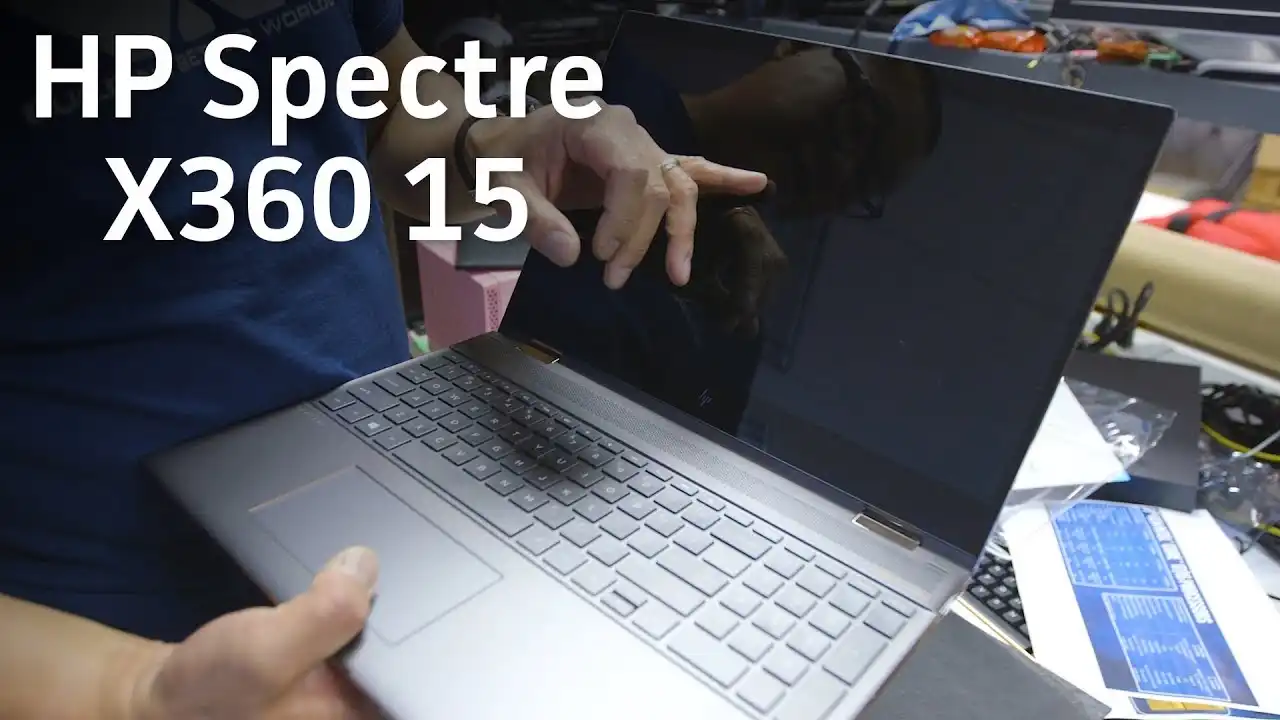 Auspacken des HP Spectre x360 15 (mit Kaby Lake G).