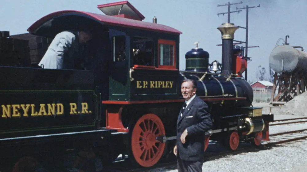 Disneyland ساختگی، در حال حاضر جذابترین مستند در دیزنی پلاس است – و این هم دلیل اینکه چرا آن را دوست داشتم.